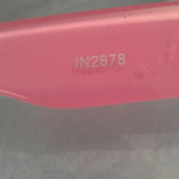 💝 Survivors! Fighters! Caregivers! Show Your Strength With These Items - Picture 7 of 10